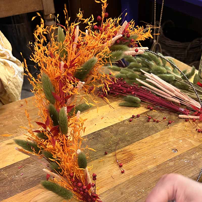 kreativer Workshop Trockenblumenkranz in Düsseldorf