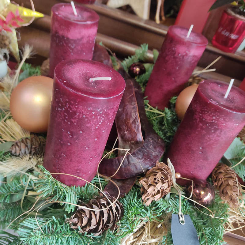 Adventskranzkurs in Benrath_Workshop Adventskranz Benrath_Adventskranz binden